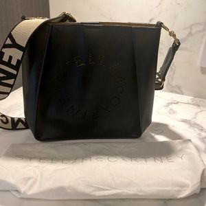 STELLA MCCARTNEY - Black shoulder Bag